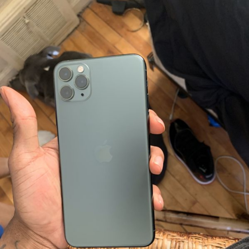 iPhone 11 max pro